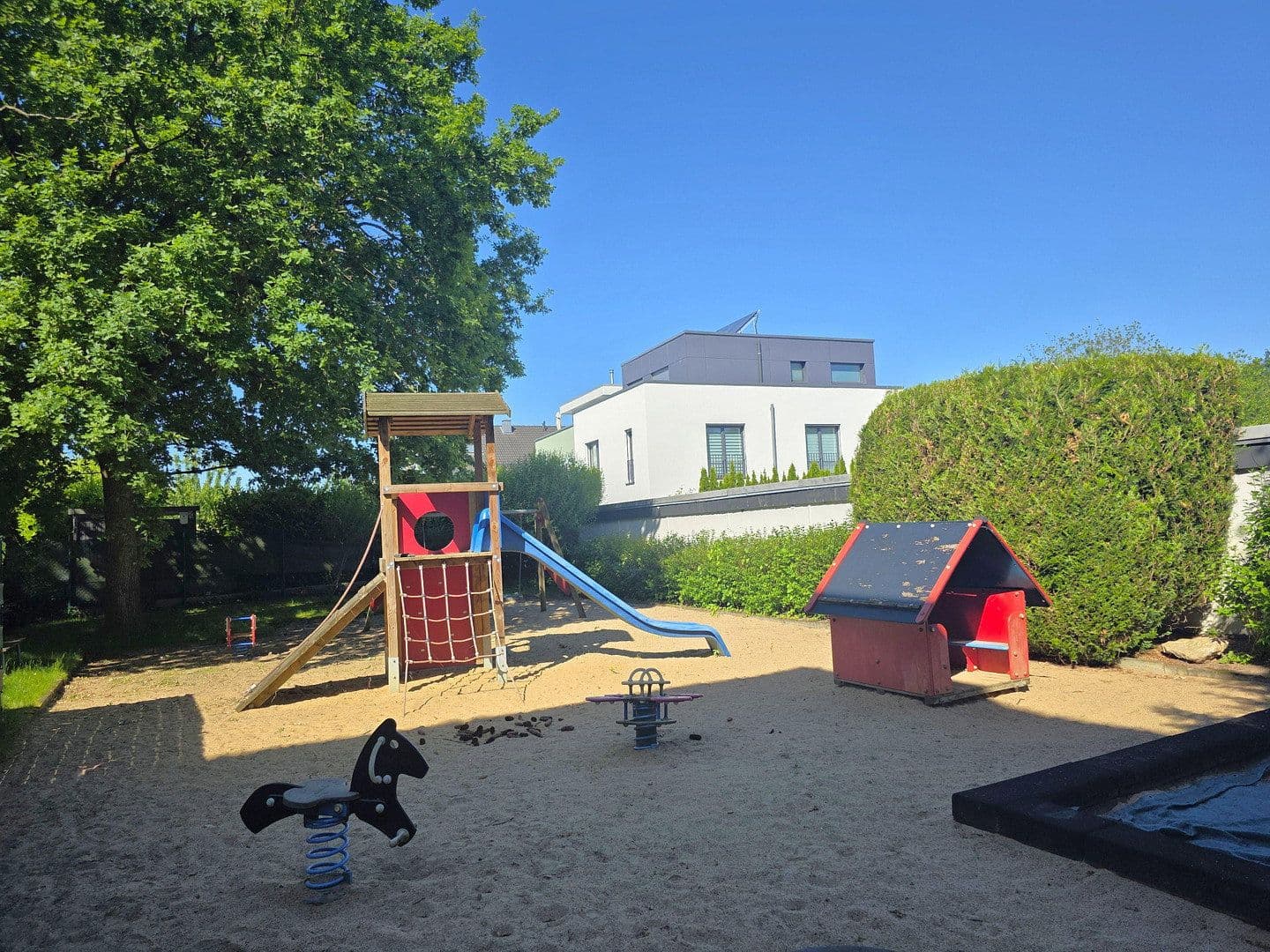 Predaj bytu 3-izbový 87 m², Bergisch Gladbach, Severné Porýnie - Westfálsko Predaj bytu 3-izbový 87 m², Bergisch Gladbach, Severné Porýnie - Westfálsko