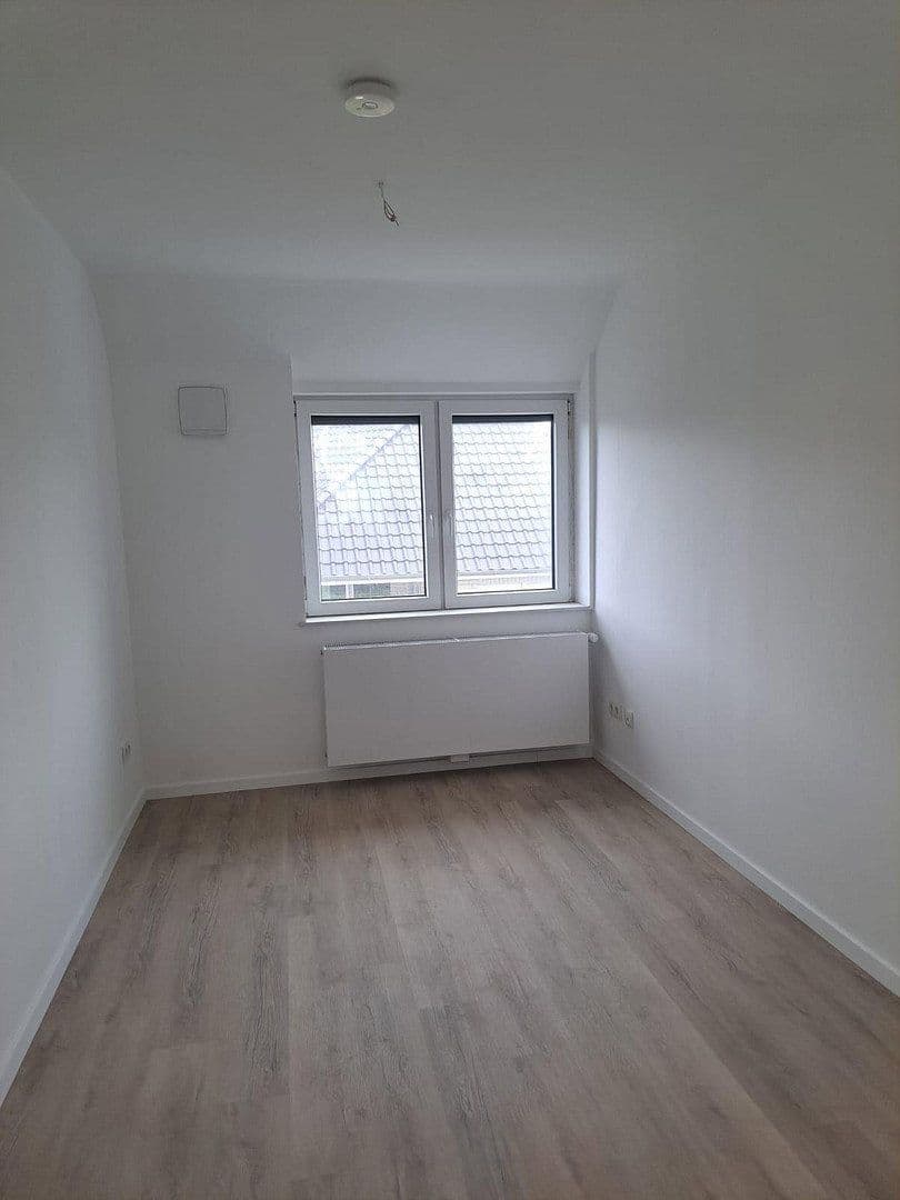 Prenájom domu 141 m², pozemek 141 m², Adlerstraße 8, Oyten, Dolné Sasko Prenájom domu 141 m², pozemek 141 m², Adlerstraße 8, Oyten, Dolné Sasko