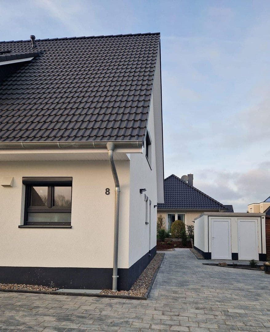 Prenájom domu 141 m², pozemek 141 m², Adlerstraße 8, Oyten, Dolné Sasko Prenájom domu 141 m², pozemek 141 m², Adlerstraße 8, Oyten, Dolné Sasko