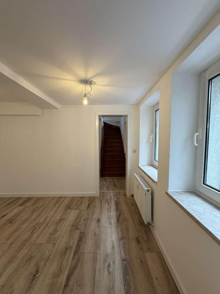 Prenájom bytu 5-izbový 89 m², Dönhoffstraße 7, Berlin, Berlín Prenájom bytu 5-izbový 89 m², Dönhoffstraße 7, Berlin, Berlín