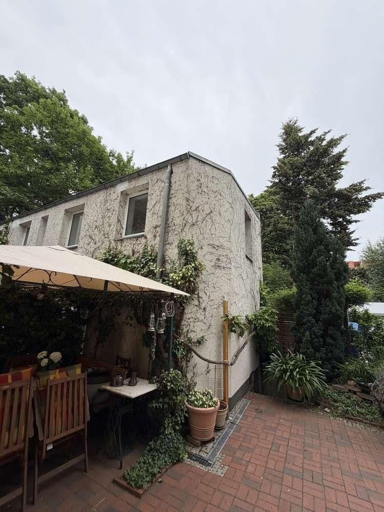 Prenájom bytu 5-izbový 89 m², Dönhoffstraße 7, Berlin, Berlín Prenájom bytu 5-izbový 89 m², Dönhoffstraße 7, Berlin, Berlín