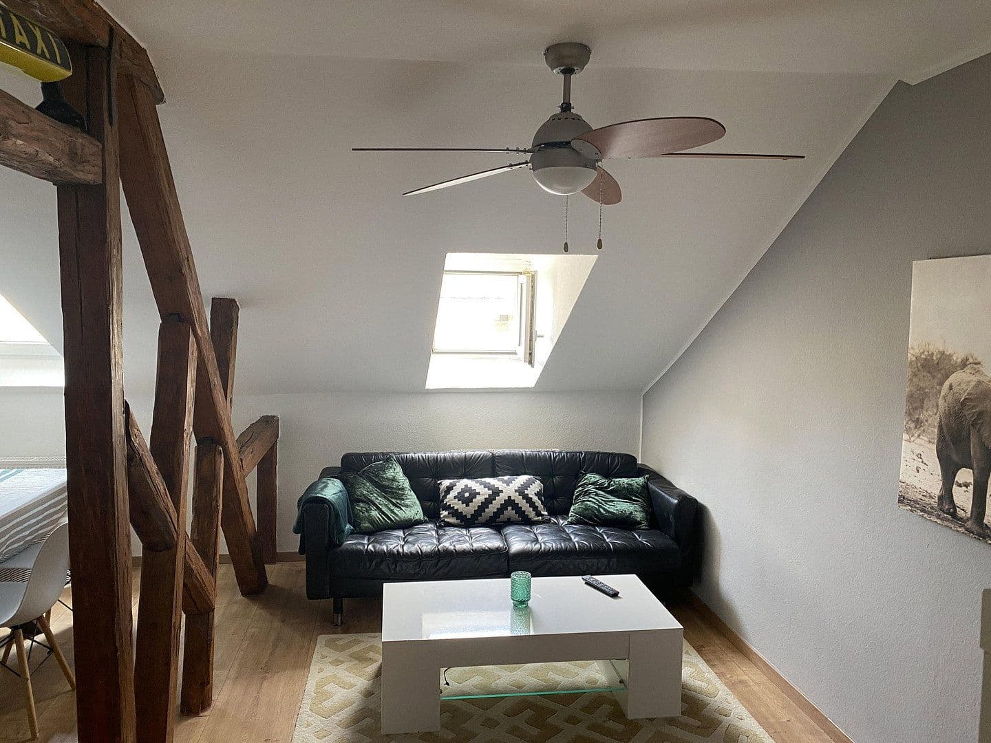 Prenájom bytu 2-izbový 60 m², Wiesbaden, Hesensko Prenájom bytu 2-izbový 60 m², Wiesbaden, Hesensko