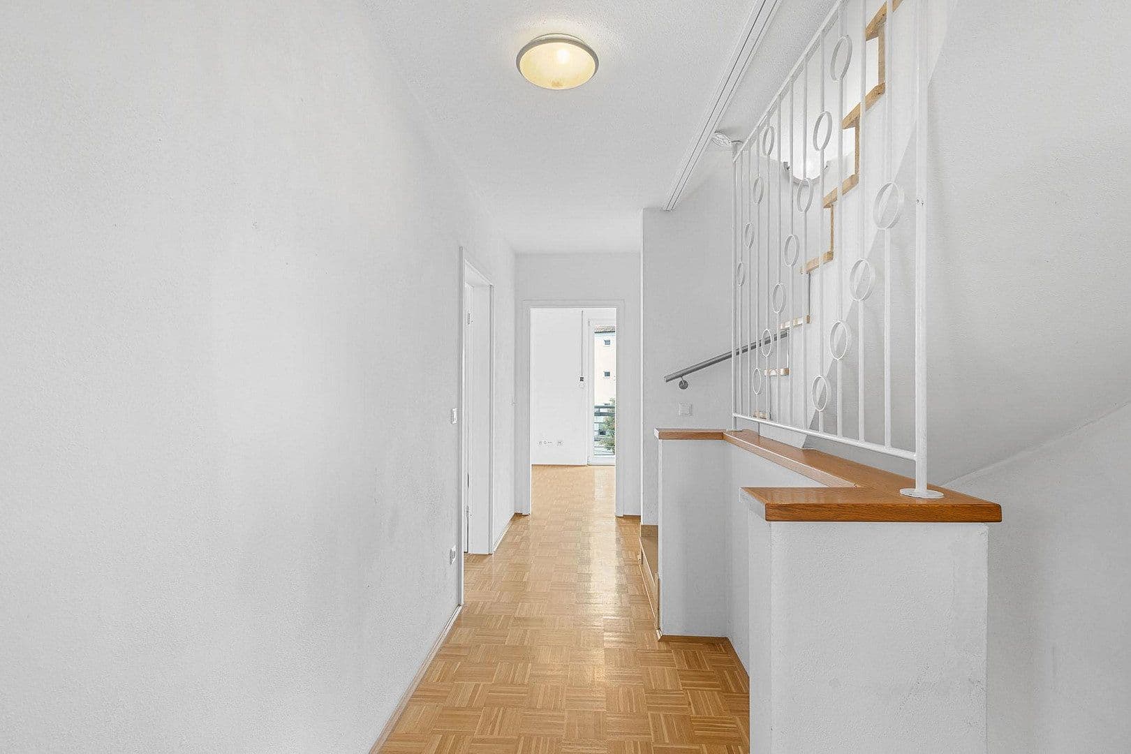 Predaj domu 140 m², pozemek 194 m², Regensburg, Bavorsko Predaj domu 140 m², pozemek 194 m², Regensburg, Bavorsko