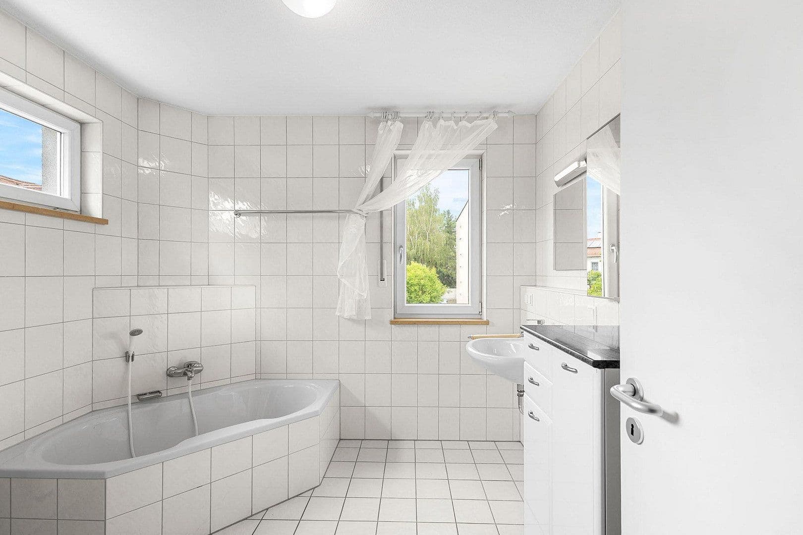 Predaj domu 140 m², pozemek 194 m², Regensburg, Bavorsko Predaj domu 140 m², pozemek 194 m², Regensburg, Bavorsko