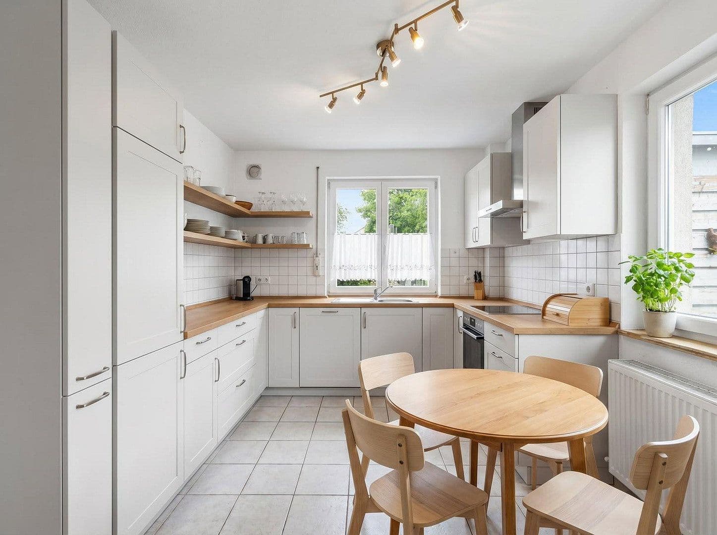 Predaj domu 140 m², pozemek 194 m², Regensburg, Bavorsko Predaj domu 140 m², pozemek 194 m², Regensburg, Bavorsko