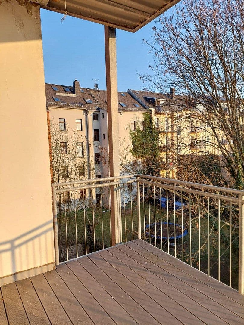 Prenájom bytu 3-izbový 89 m², Chemnitz, Sasko Prenájom bytu 3-izbový 89 m², Chemnitz, Sasko
