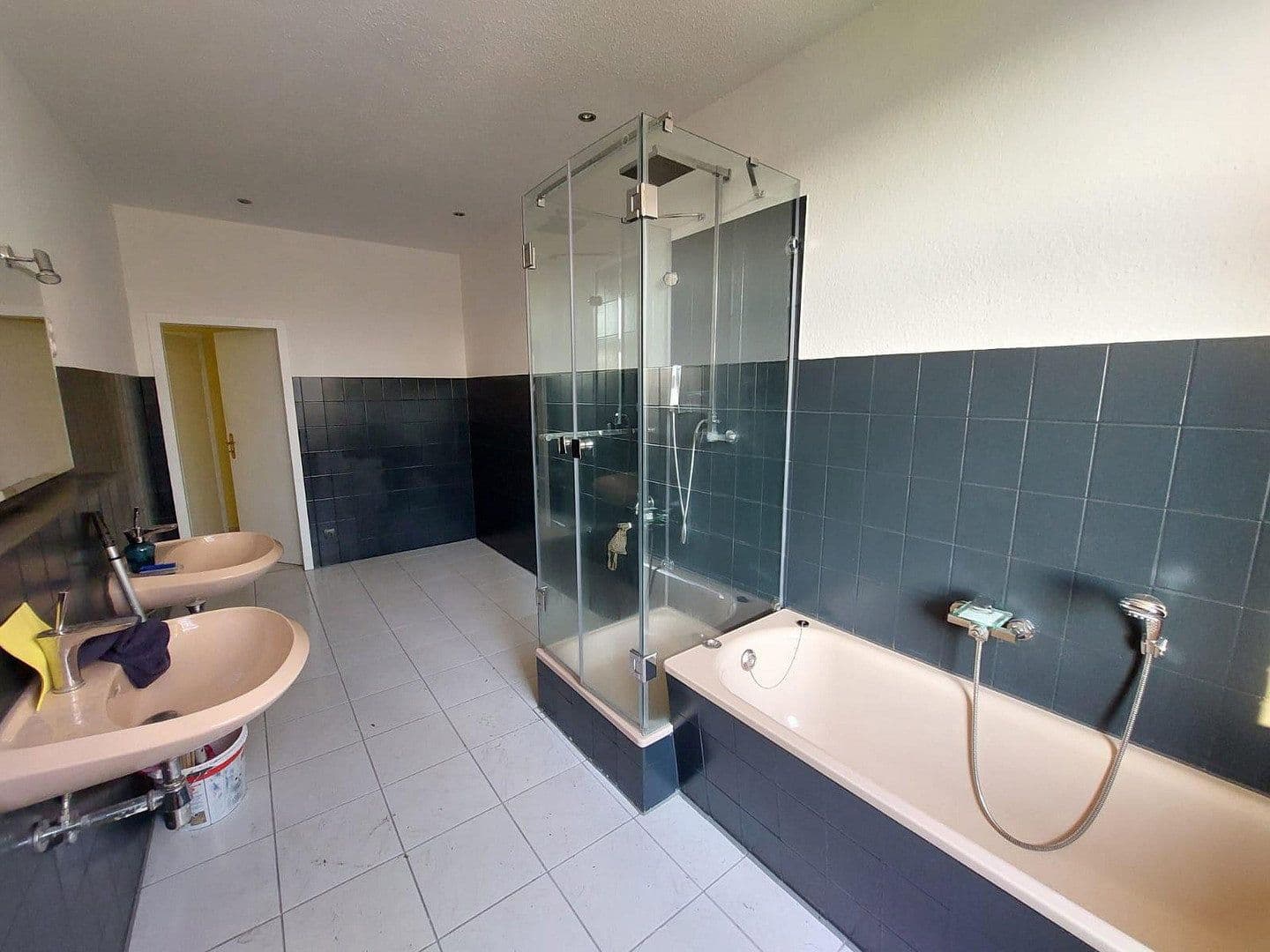 Prenájom bytu 3-izbový 89 m², Chemnitz, Sasko Prenájom bytu 3-izbový 89 m², Chemnitz, Sasko