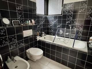 Predaj domu 148 m², pozemek 365 m², Koblenz, Porýnie-Falcko Predaj domu 148 m², pozemek 365 m², Koblenz, Porýnie-Falcko