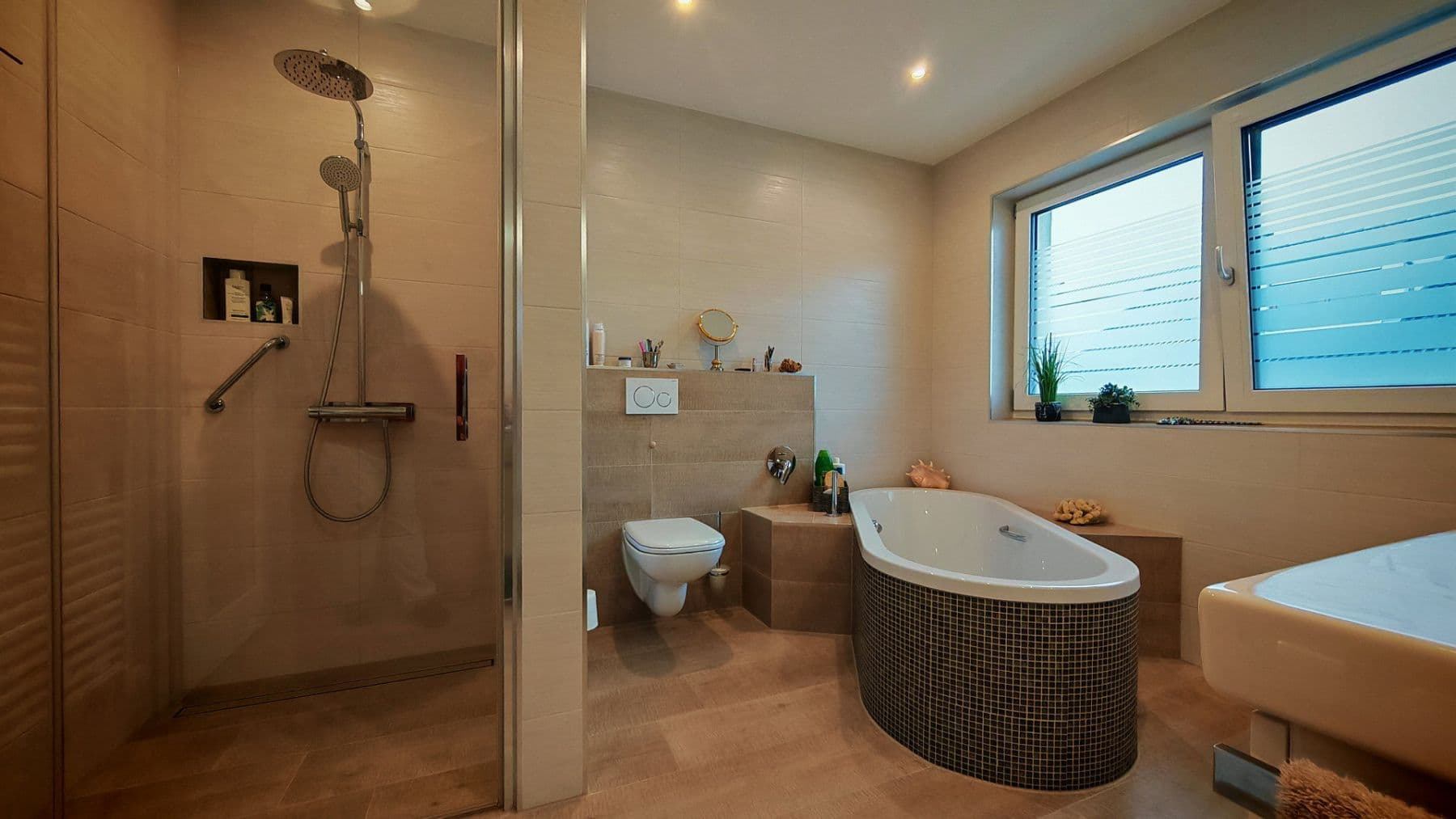 Predaj domu 125 m², pozemek 180 m², Altdorf bei Nürnberg, Bavorsko Predaj domu 125 m², pozemek 180 m², Altdorf bei Nürnberg, Bavorsko