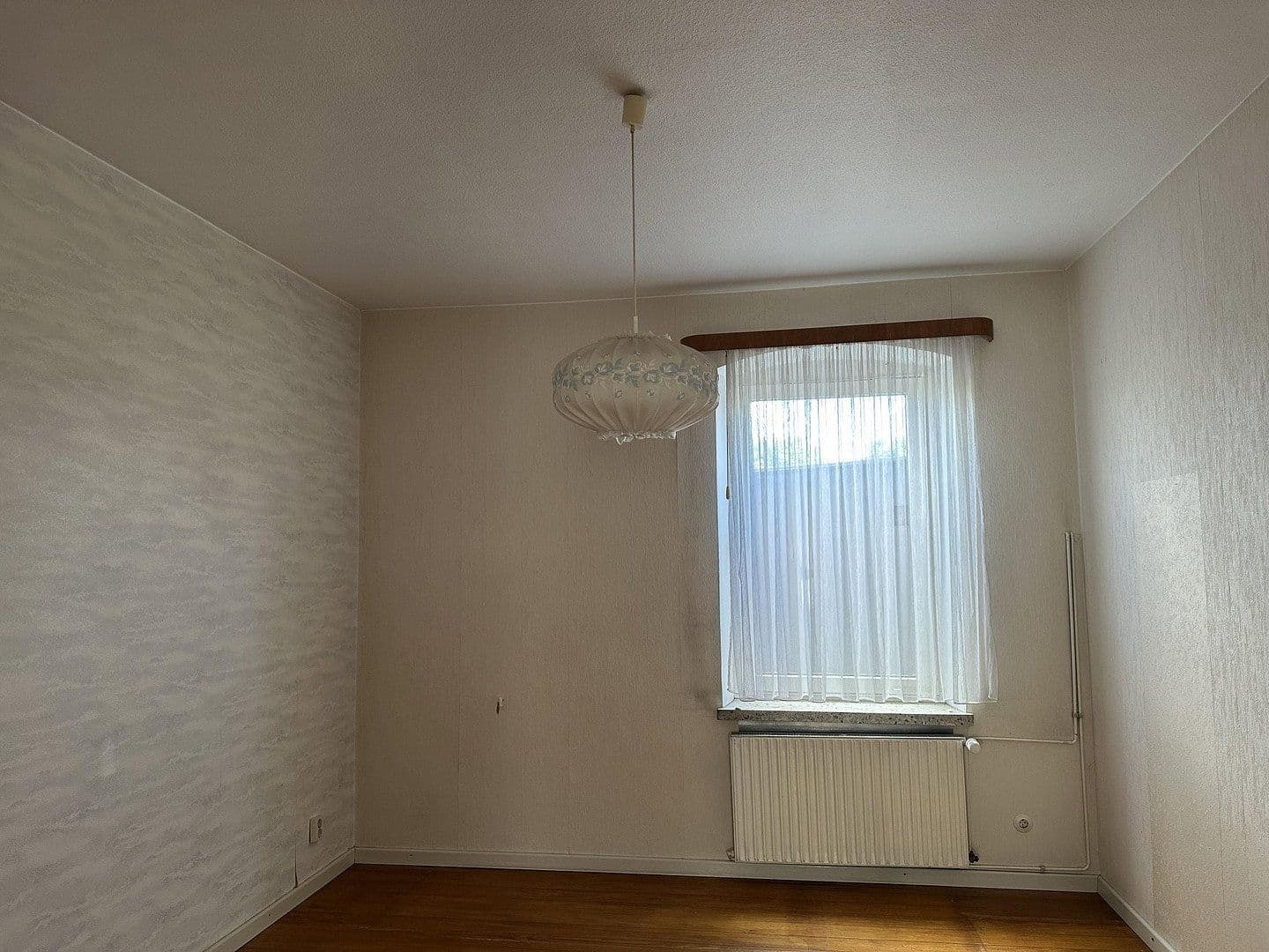 Predaj domu 90 m², pozemek 1.173 m², Friedhofstraße 4, Schacht-Audorf, Šlezvicko-Holštajnsko Predaj domu 90 m², pozemek 1.173 m², Friedhofstraße 4, Schacht-Audorf, Šlezvicko-Holštajnsko