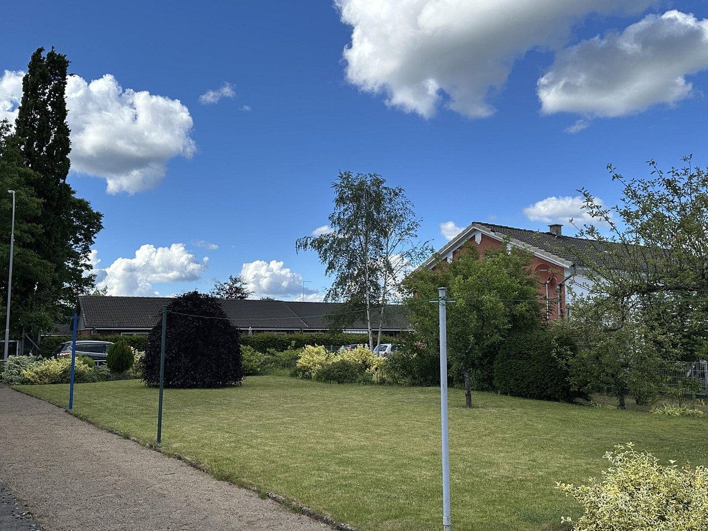 Predaj domu 90 m², pozemek 1.173 m², Friedhofstraße 4, Schacht-Audorf, Šlezvicko-Holštajnsko Predaj domu 90 m², pozemek 1.173 m², Friedhofstraße 4, Schacht-Audorf, Šlezvicko-Holštajnsko