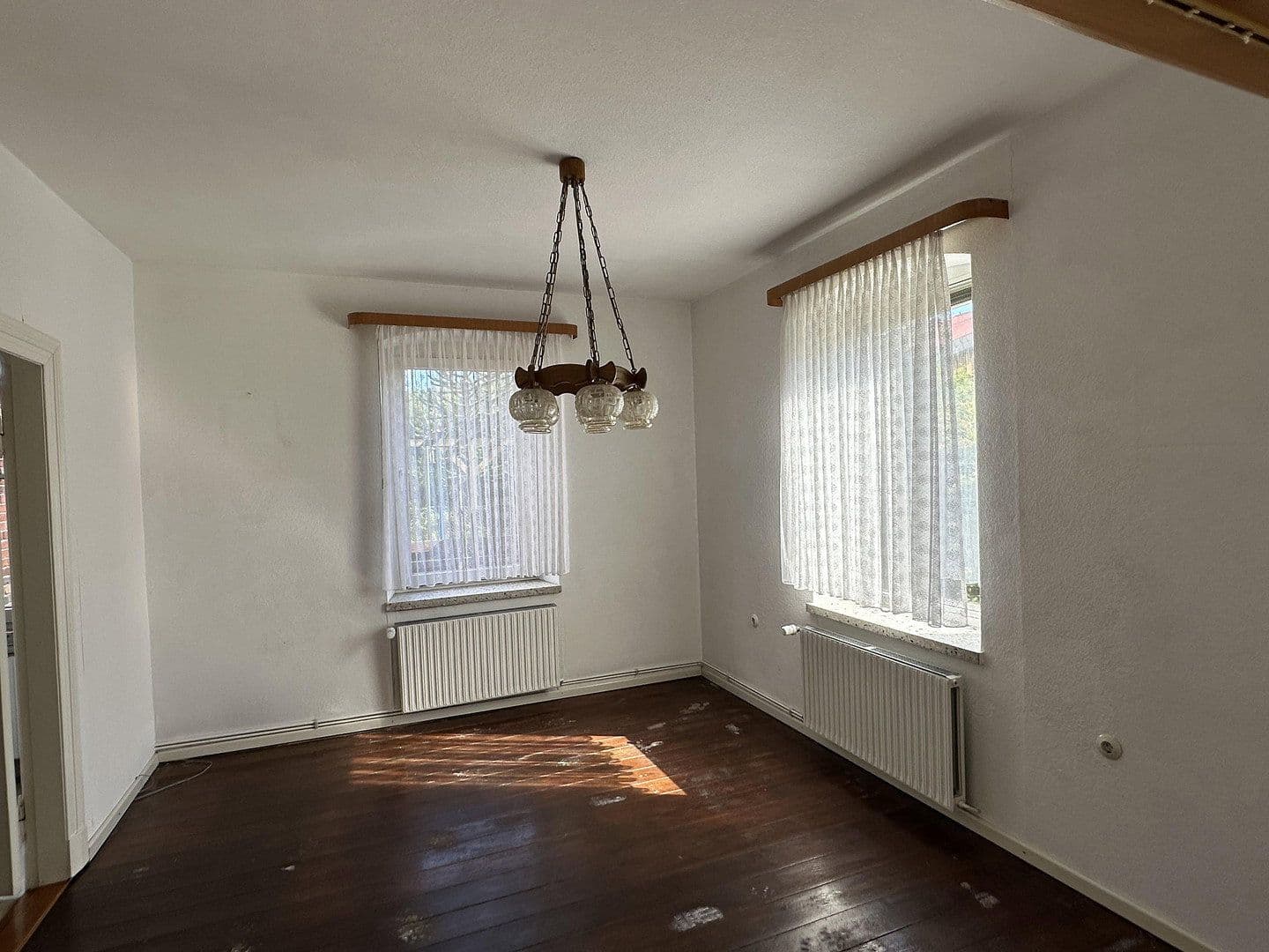 Predaj domu 90 m², pozemek 1.173 m², Friedhofstraße 4, Schacht-Audorf, Šlezvicko-Holštajnsko Predaj domu 90 m², pozemek 1.173 m², Friedhofstraße 4, Schacht-Audorf, Šlezvicko-Holštajnsko
