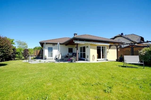 Predaj domu 146 m², pozemek 2.000 m², Rascheid, Porýnie-Falcko Predaj domu 146 m², pozemek 2.000 m², Rascheid, Porýnie-Falcko