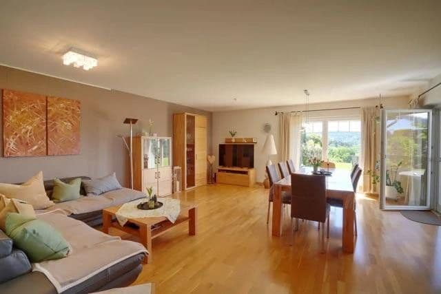Predaj domu 146 m², pozemek 2.000 m², Rascheid, Porýnie-Falcko Predaj domu 146 m², pozemek 2.000 m², Rascheid, Porýnie-Falcko