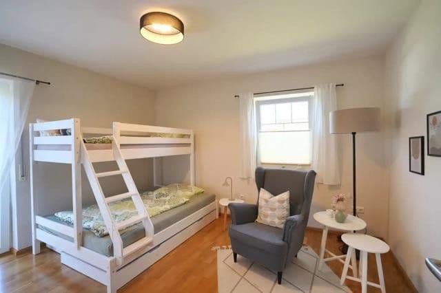 Predaj domu 146 m², pozemek 2.000 m², Rascheid, Porýnie-Falcko Predaj domu 146 m², pozemek 2.000 m², Rascheid, Porýnie-Falcko