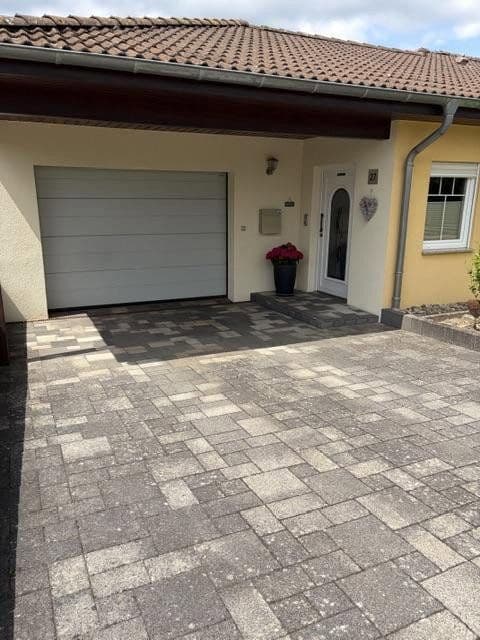Predaj domu 146 m², pozemek 2.000 m², Rascheid, Porýnie-Falcko Predaj domu 146 m², pozemek 2.000 m², Rascheid, Porýnie-Falcko