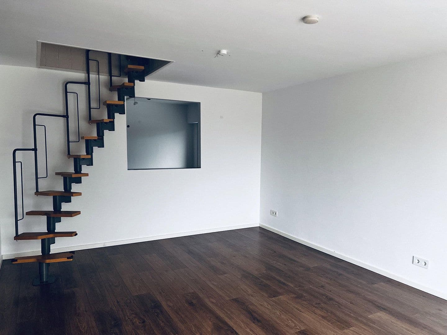 Predaj bytu 3-izbový 99 m², Leverkusen, Severné Porýnie - Westfálsko Predaj bytu 3-izbový 99 m², Leverkusen, Severné Porýnie - Westfálsko