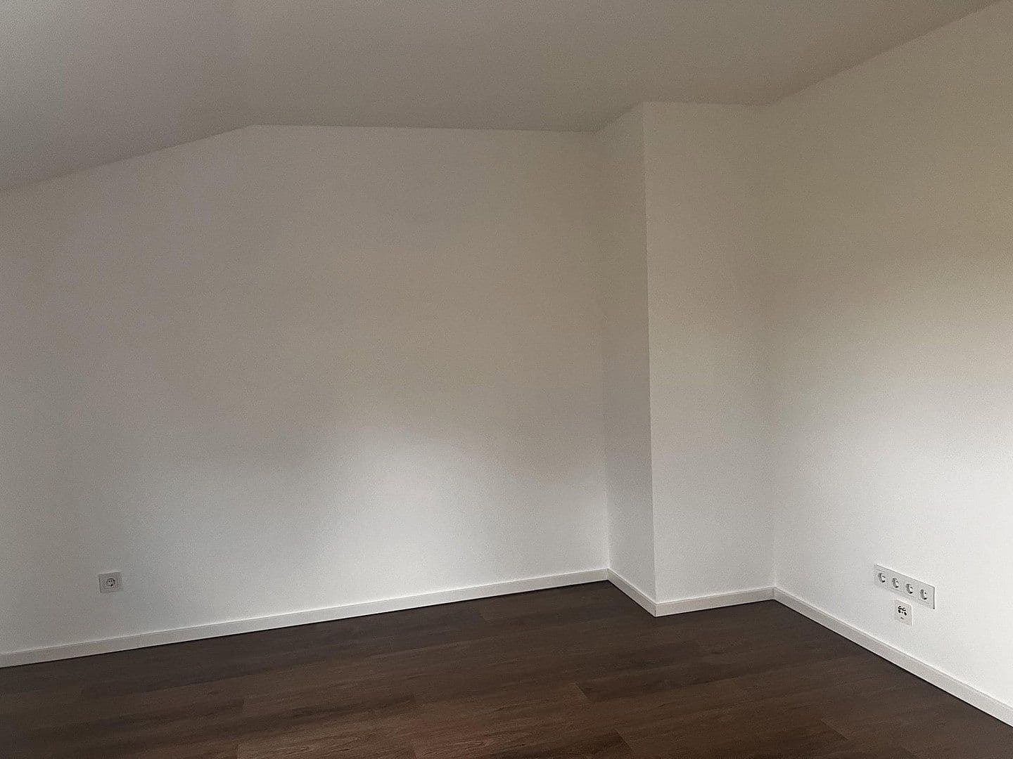 Predaj bytu 3-izbový 99 m², Leverkusen, Severné Porýnie - Westfálsko Predaj bytu 3-izbový 99 m², Leverkusen, Severné Porýnie - Westfálsko