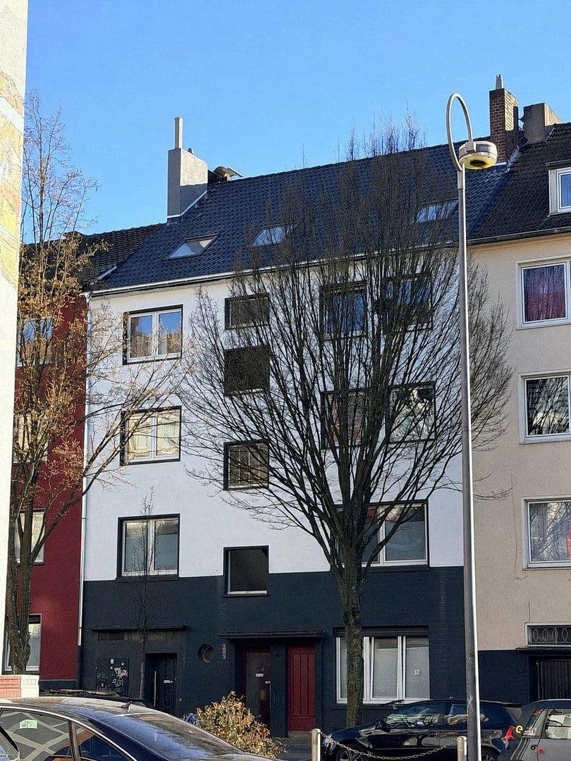Predaj domu 600 m², pozemek 450 m², Gelsenkirchen, Severné Porýnie - Westfálsko Predaj domu 600 m², pozemek 450 m², Gelsenkirchen, Severné Porýnie - Westfálsko