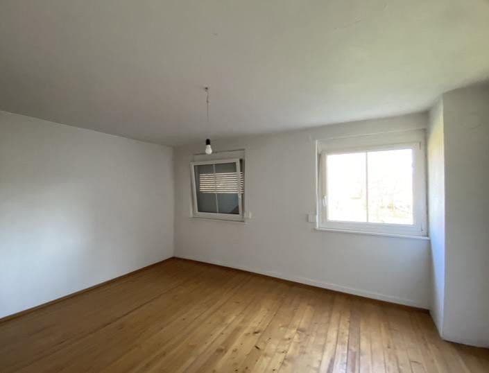 Predaj domu 100 m², pozemek 540 m², Sulz am Neckar, Bádensko-Wurttembersko Predaj domu 100 m², pozemek 540 m², Sulz am Neckar, Bádensko-Wurttembersko