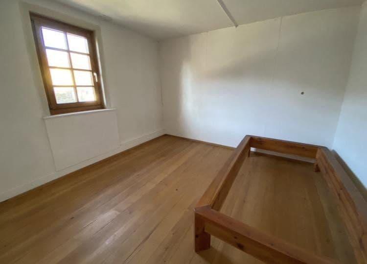 Predaj domu 100 m², pozemek 540 m², Sulz am Neckar, Bádensko-Wurttembersko Predaj domu 100 m², pozemek 540 m², Sulz am Neckar, Bádensko-Wurttembersko