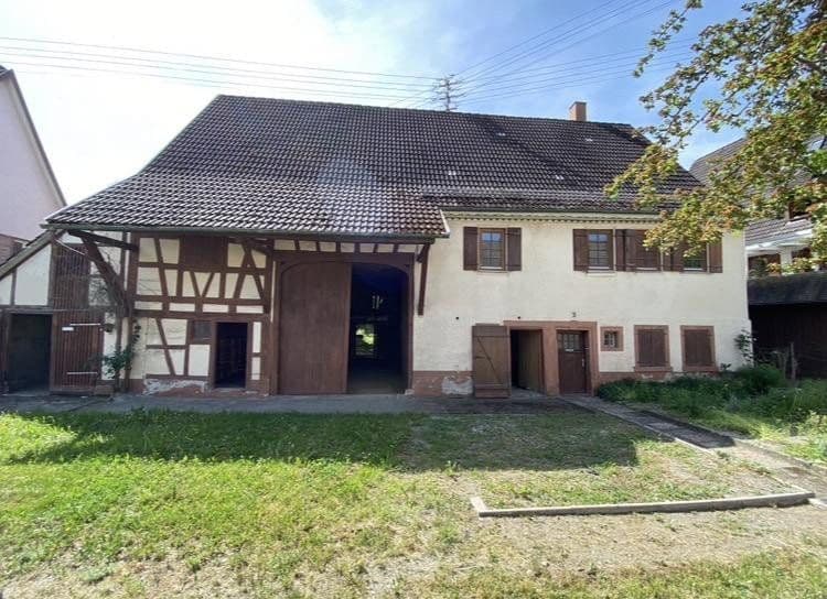 Predaj domu 100 m², pozemek 540 m², Sulz am Neckar, Bádensko-Wurttembersko Predaj domu 100 m², pozemek 540 m², Sulz am Neckar, Bádensko-Wurttembersko