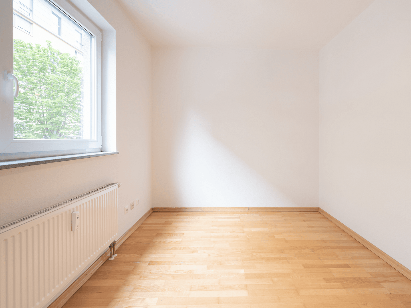 Prenájom bytu 3-izbový 63 m², Stuttgart, Bádensko-Wurttembersko Prenájom bytu 3-izbový 63 m², Stuttgart, Bádensko-Wurttembersko