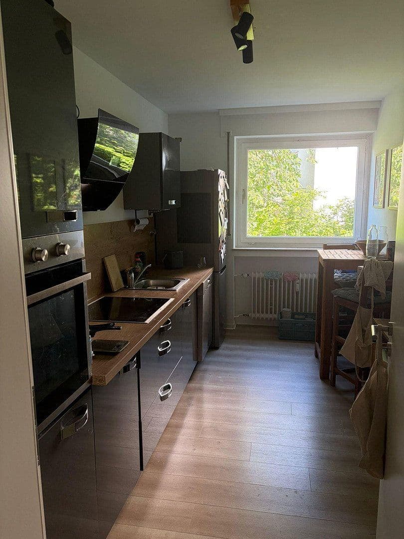 Prenájom bytu 3-izbový 72 m², Augustenburger Str. 26, Osnabrück, Dolné Sasko Prenájom bytu 3-izbový 72 m², Augustenburger Str. 26, Osnabrück, Dolné Sasko