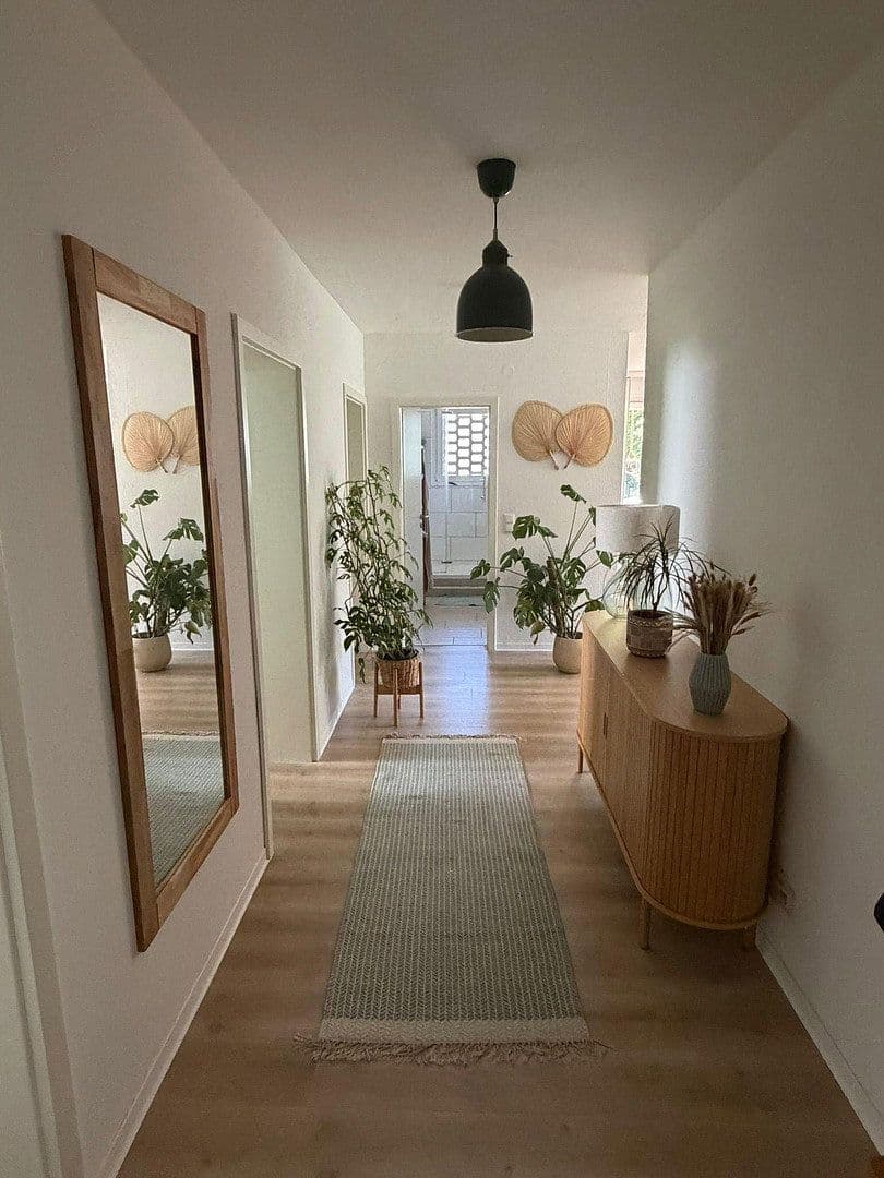 Prenájom bytu 3-izbový 72 m², Augustenburger Str. 26, Osnabrück, Dolné Sasko Prenájom bytu 3-izbový 72 m², Augustenburger Str. 26, Osnabrück, Dolné Sasko
