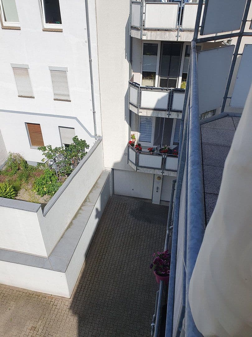 Predaj bytu 3-izbový 76 m², Leyentalstraße 100, Krefeld, Severné Porýnie - Westfálsko Predaj bytu 3-izbový 76 m², Leyentalstraße 100, Krefeld, Severné Porýnie - Westfálsko