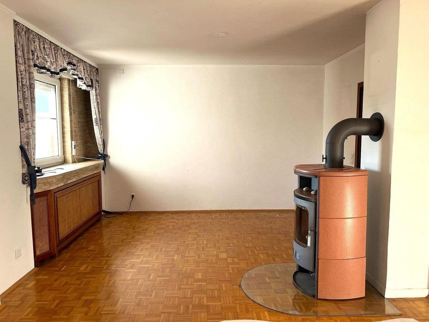 Predaj domu 110 m², pozemek 324 m², Schwalbach am Taunus, Hesensko Predaj domu 110 m², pozemek 324 m², Schwalbach am Taunus, Hesensko