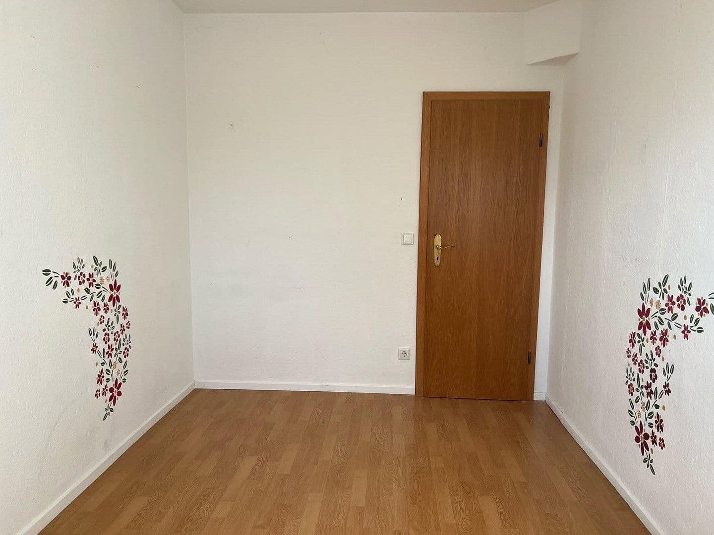 Predaj domu 110 m², pozemek 324 m², Schwalbach am Taunus, Hesensko Predaj domu 110 m², pozemek 324 m², Schwalbach am Taunus, Hesensko