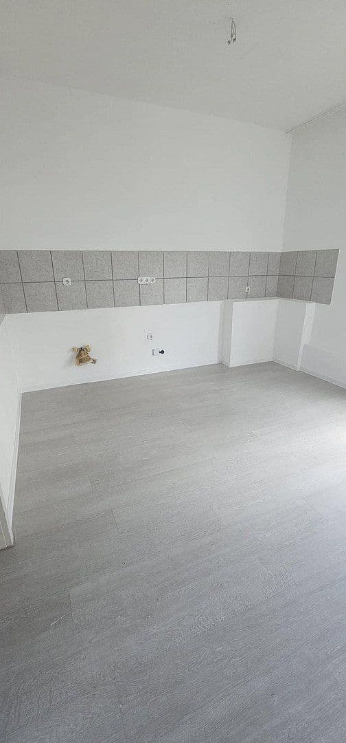 Prenájom bytu 3-izbový 72 m², Karben, Hesensko Prenájom bytu 3-izbový 72 m², Karben, Hesensko