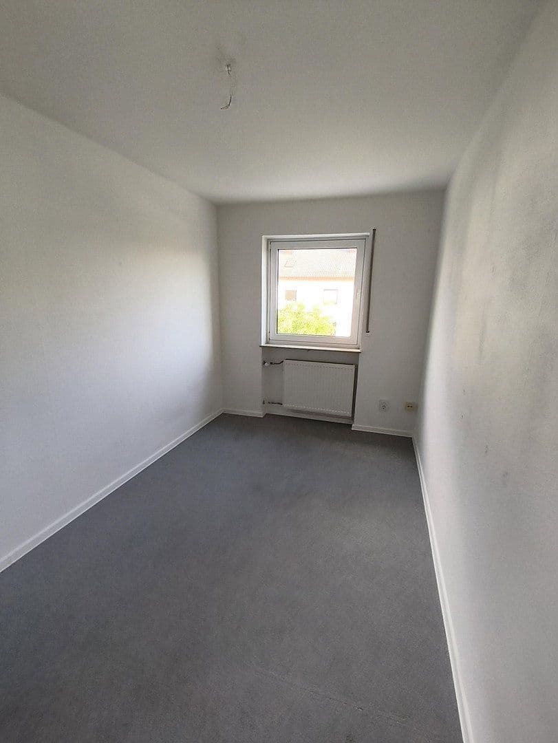 Predaj domu 150 m², pozemek 296 m², Neubruchstraße 16, Puchheim, Bavorsko Predaj domu 150 m², pozemek 296 m², Neubruchstraße 16, Puchheim, Bavorsko