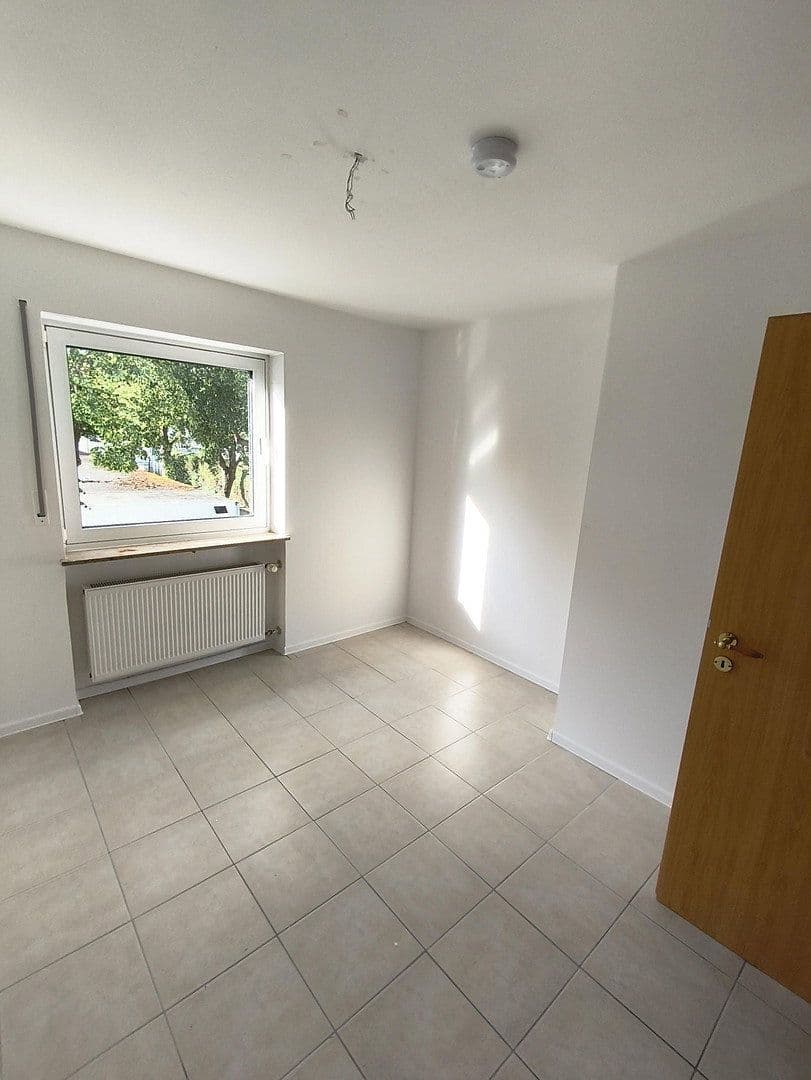 Predaj domu 150 m², pozemek 296 m², Neubruchstraße 16, Puchheim, Bavorsko Predaj domu 150 m², pozemek 296 m², Neubruchstraße 16, Puchheim, Bavorsko