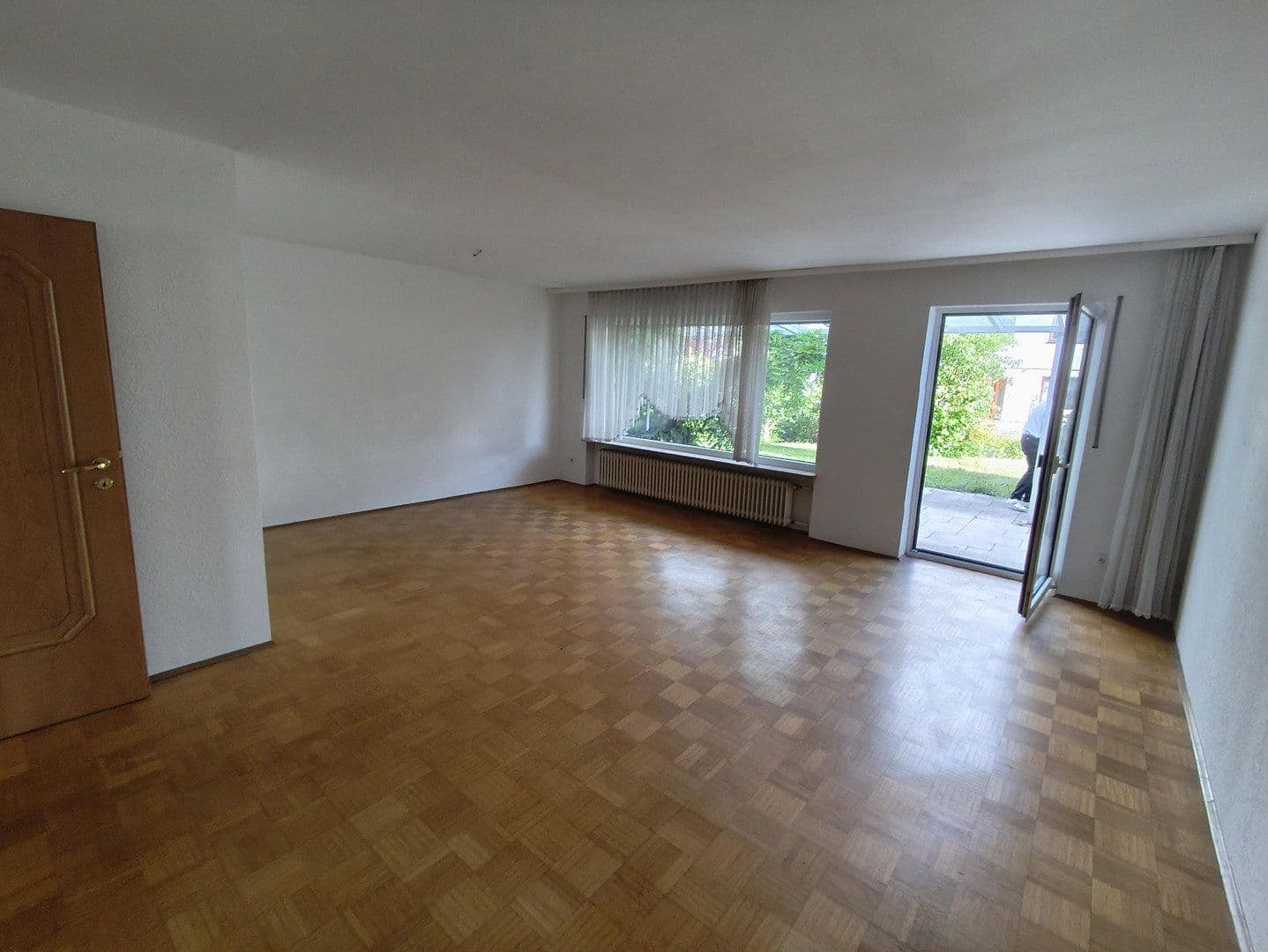 Predaj domu 150 m², pozemek 296 m², Neubruchstraße 16, Puchheim, Bavorsko Predaj domu 150 m², pozemek 296 m², Neubruchstraße 16, Puchheim, Bavorsko
