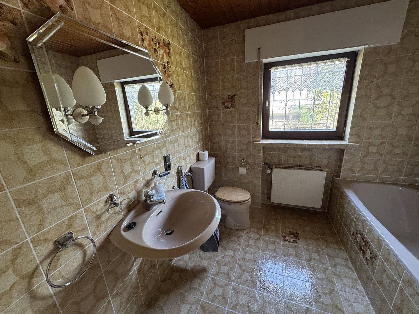 Predaj domu 169 m², pozemek 1.006 m², Waldbröl, Severné Porýnie - Westfálsko Predaj domu 169 m², pozemek 1.006 m², Waldbröl, Severné Porýnie - Westfálsko