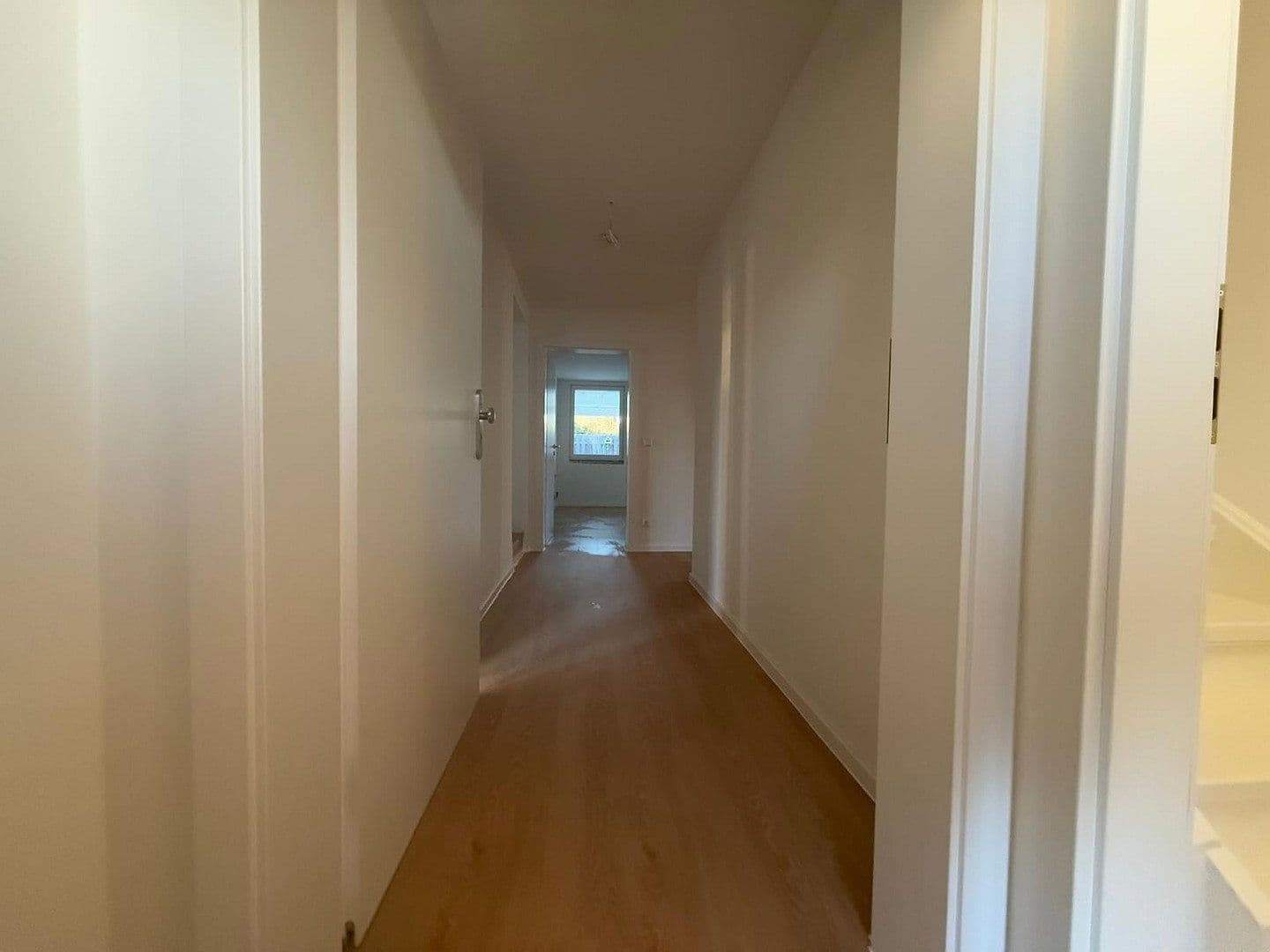 Prenájom bytu 3-izbový 100 m², Waller Straße 52, Winsen (Aller), Dolné Sasko Prenájom bytu 3-izbový 100 m², Waller Straße 52, Winsen (Aller), Dolné Sasko