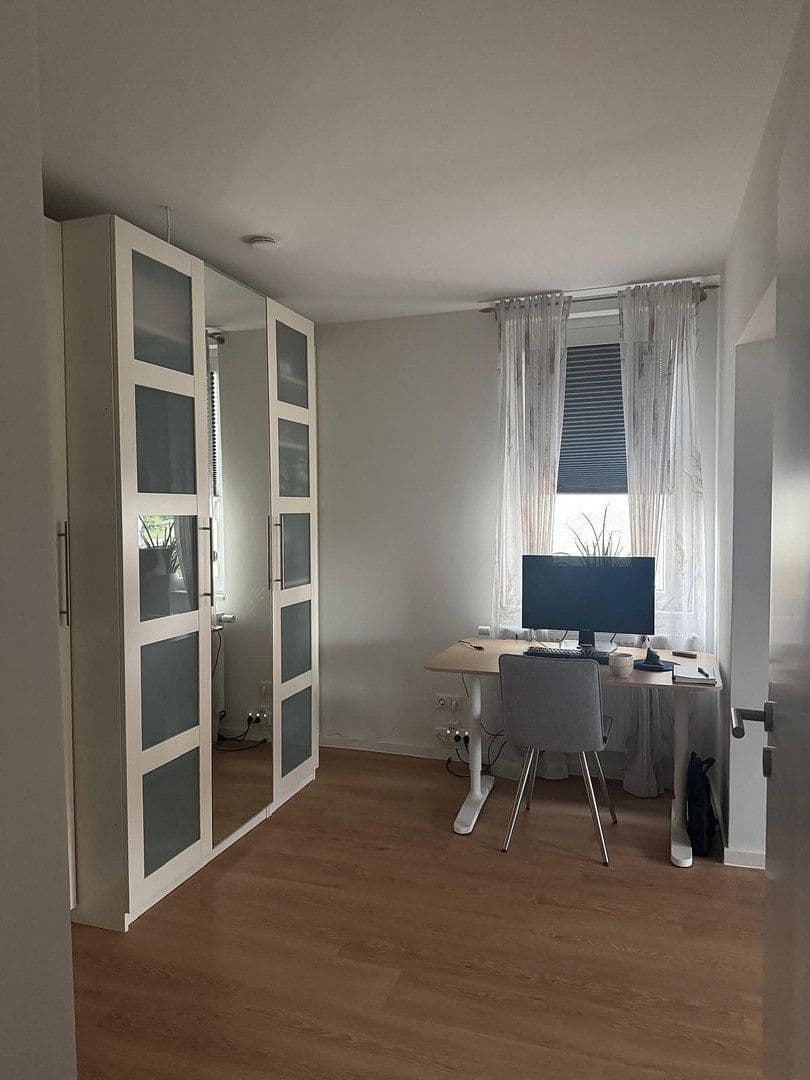 Prenájom bytu 3-izbový 100 m², Waller Straße 52, Winsen (Aller), Dolné Sasko Prenájom bytu 3-izbový 100 m², Waller Straße 52, Winsen (Aller), Dolné Sasko