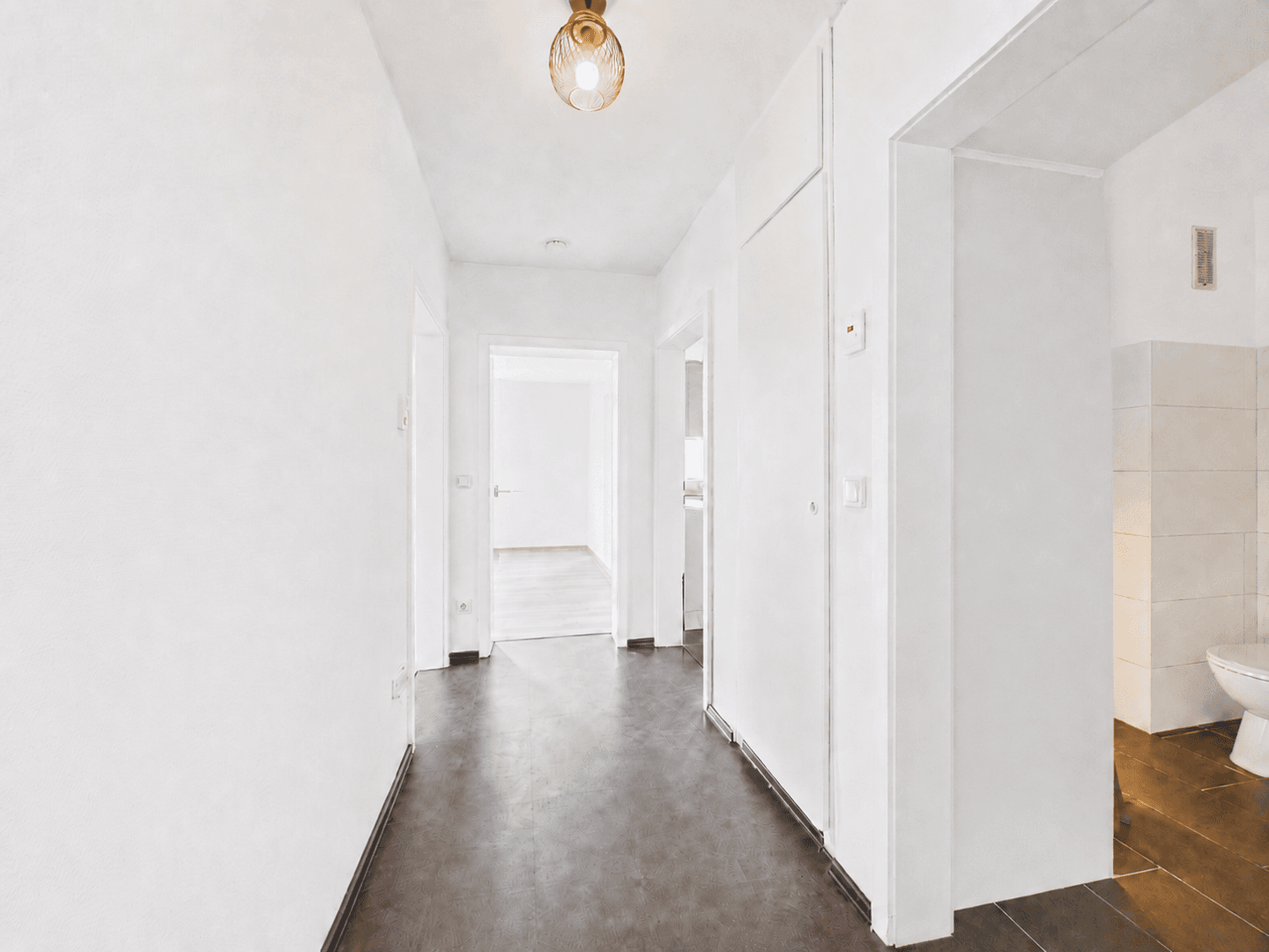 Prenájom bytu 2-izbový 57 m², Altdorf, Bavorsko Prenájom bytu 2-izbový 57 m², Altdorf, Bavorsko