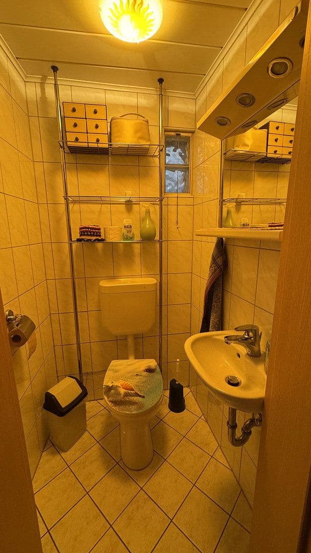 Predaj domu 179 m², pozemek 878 m², Schulgasse 40, Burgpreppach, Bavorsko Predaj domu 179 m², pozemek 878 m², Schulgasse 40, Burgpreppach, Bavorsko