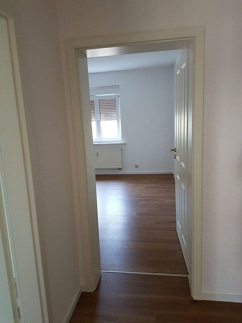 Prenájom bytu 3-izbový 65 m², Hochmannweg 1, Dresden, Sasko Prenájom bytu 3-izbový 65 m², Hochmannweg 1, Dresden, Sasko