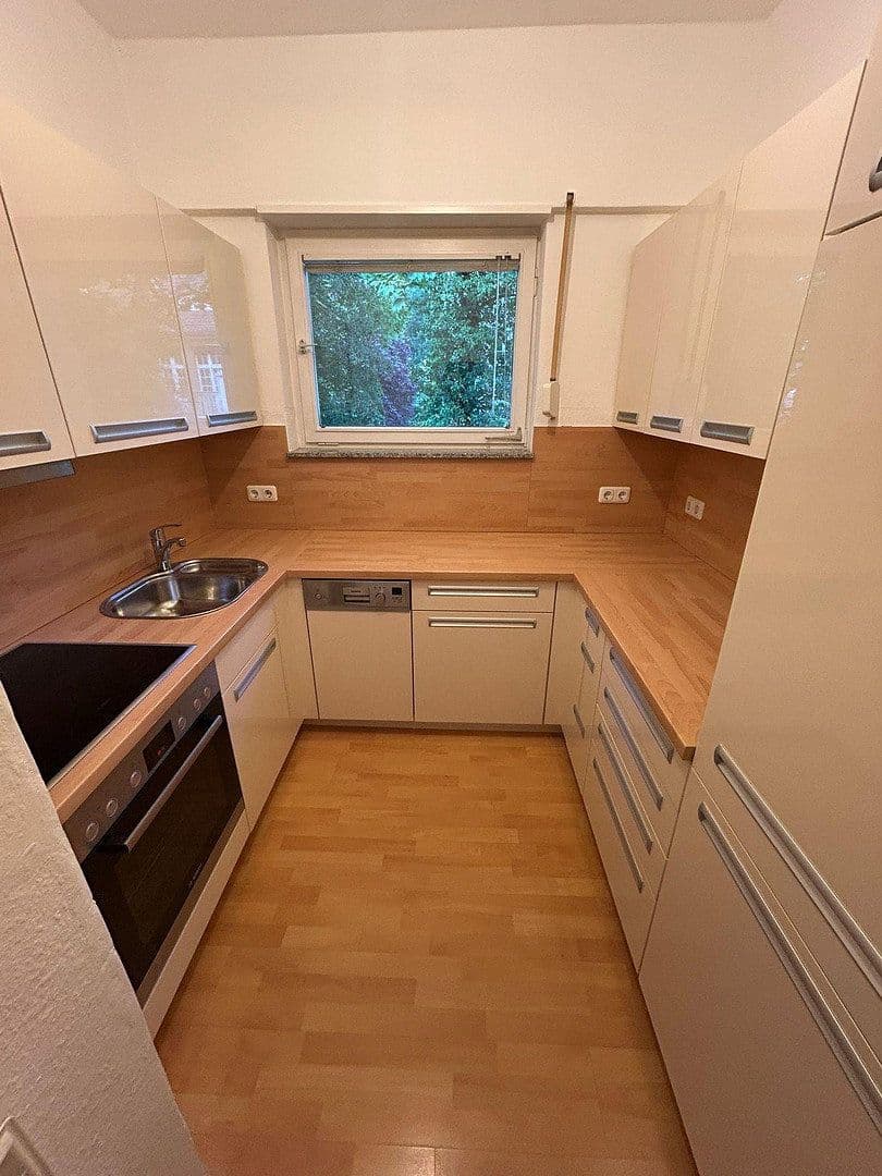 Predaj bytu 2-izbový 68 m², Berlin, Berlín Predaj bytu 2-izbový 68 m², Berlin, Berlín