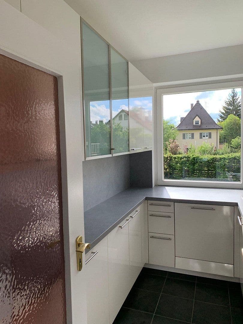 Predaj bytu 3-izbový 112 m², Camerloherstr. 124, München, Bavorsko Predaj bytu 3-izbový 112 m², Camerloherstr. 124, München, Bavorsko