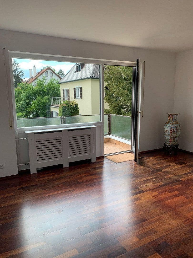 Predaj bytu 3-izbový 112 m², Camerloherstr. 124, München, Bavorsko Predaj bytu 3-izbový 112 m², Camerloherstr. 124, München, Bavorsko