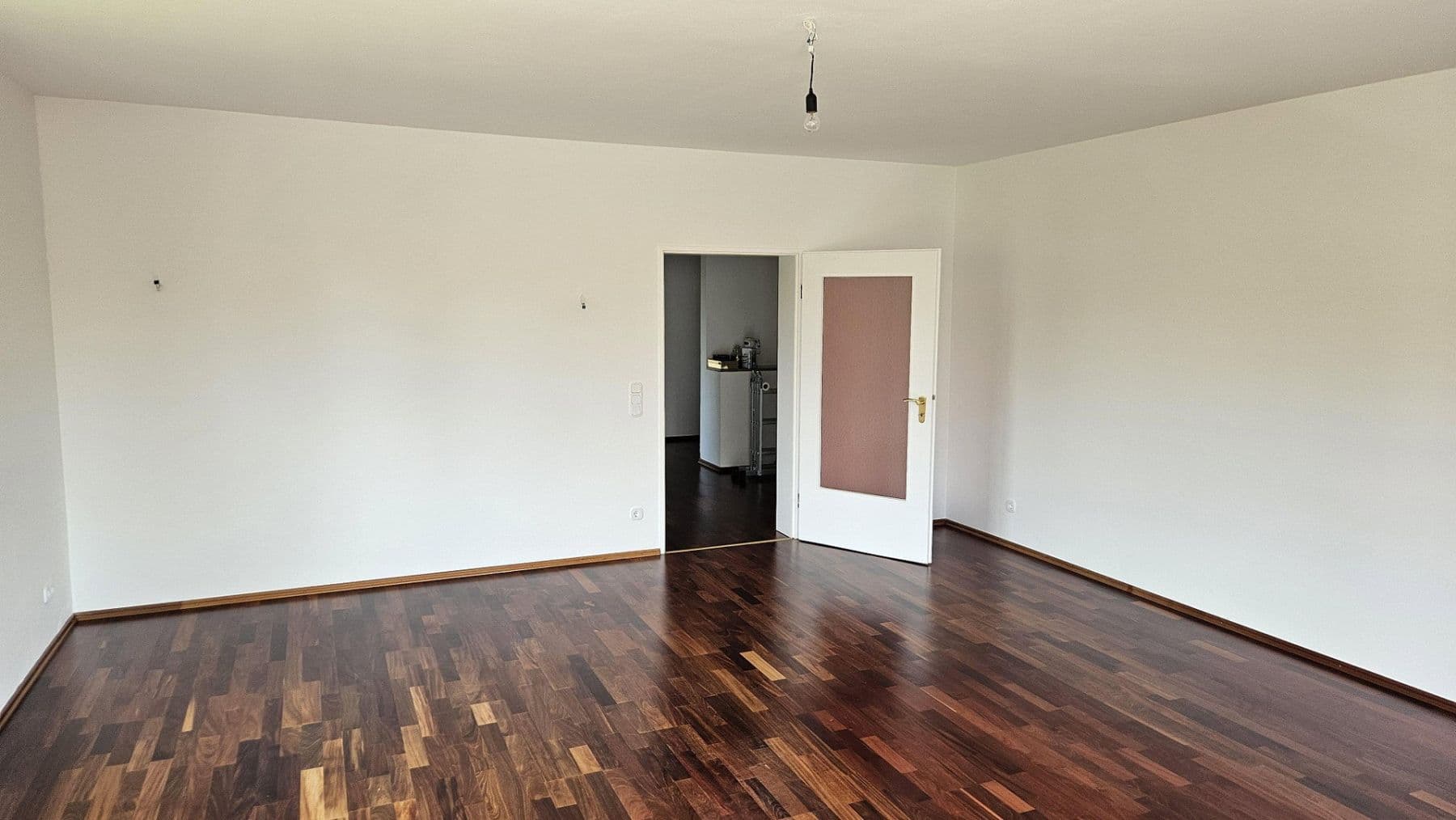 Predaj bytu 3-izbový 112 m², Camerloherstr. 124, München, Bavorsko Predaj bytu 3-izbový 112 m², Camerloherstr. 124, München, Bavorsko