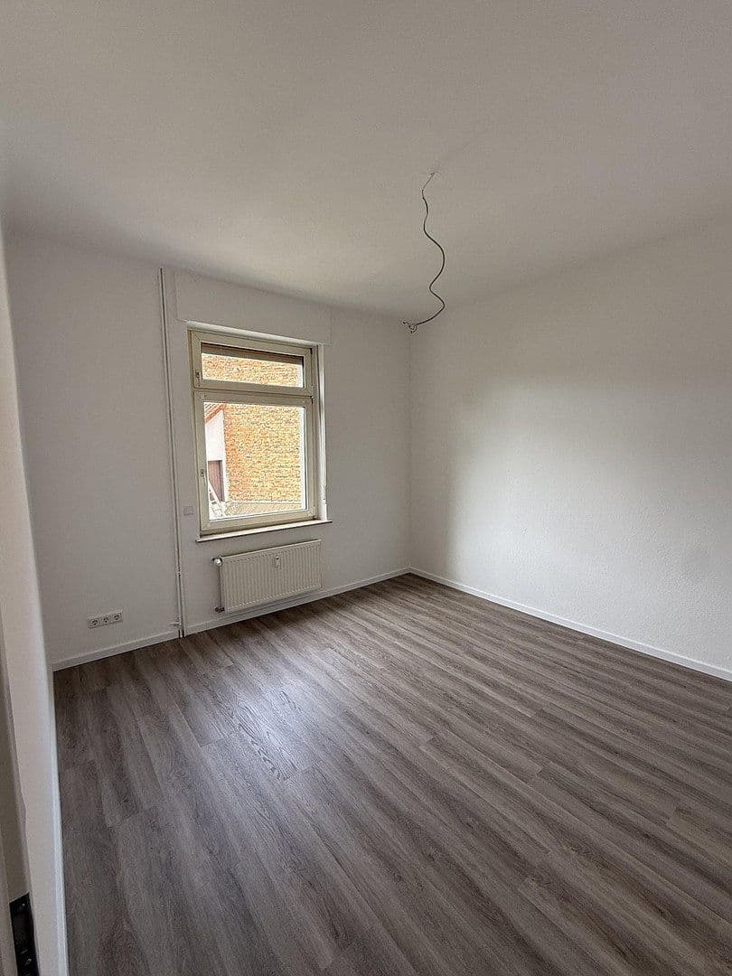 Prenájom bytu 3-izbový 75 m², Mittelstraße 33, Bad Nauheim, Hesensko Prenájom bytu 3-izbový 75 m², Mittelstraße 33, Bad Nauheim, Hesensko