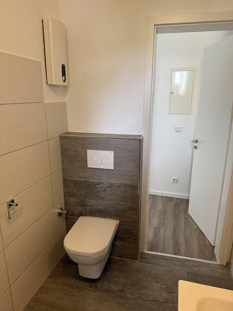 Prenájom bytu 3-izbový 75 m², Mittelstraße 33, Bad Nauheim, Hesensko Prenájom bytu 3-izbový 75 m², Mittelstraße 33, Bad Nauheim, Hesensko
