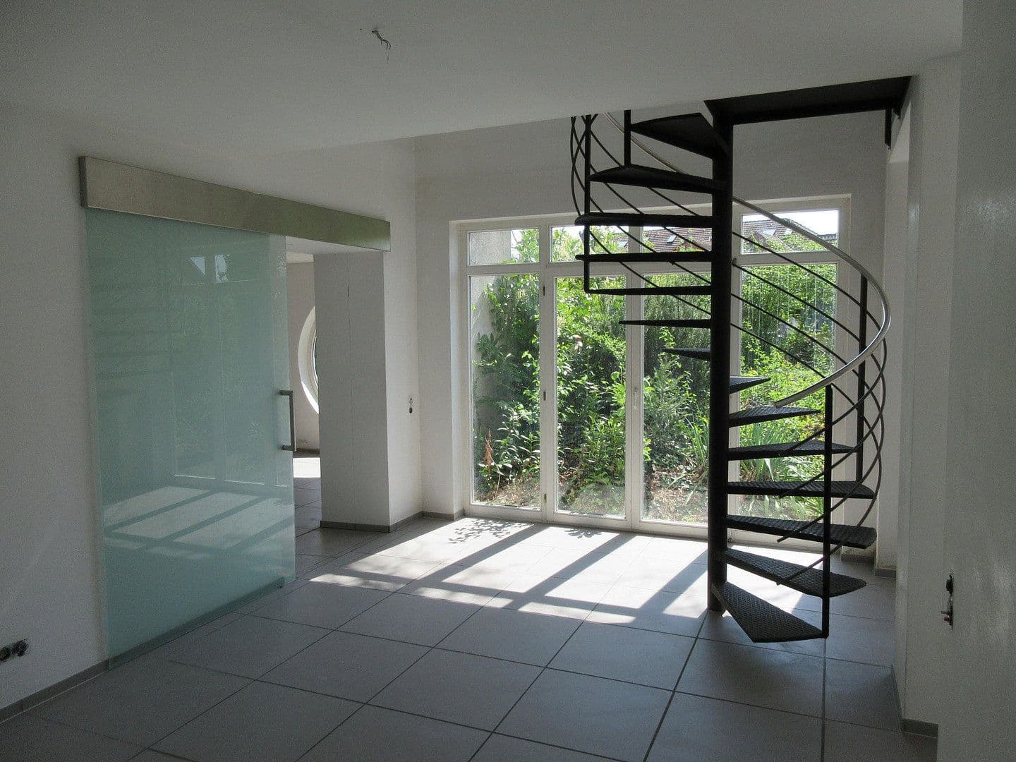 Predaj domu 250 m², pozemek 586 m², Reinheim, Hesensko Predaj domu 250 m², pozemek 586 m², Reinheim, Hesensko