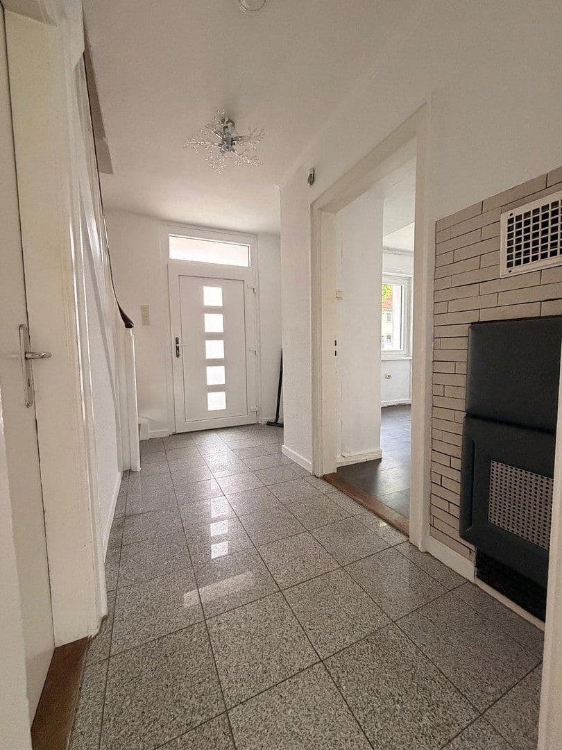 Predaj domu 87 m², pozemek 295 m², Goslar, Dolné Sasko Predaj domu 87 m², pozemek 295 m², Goslar, Dolné Sasko